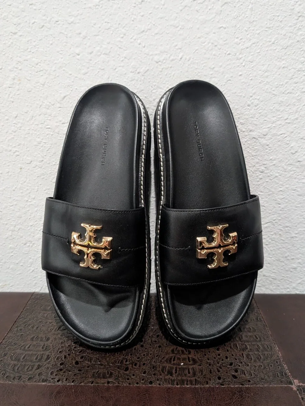 Tory Burch Everly Anatomic Lug Nappa Leather Slide Sandal in Black Size 8
